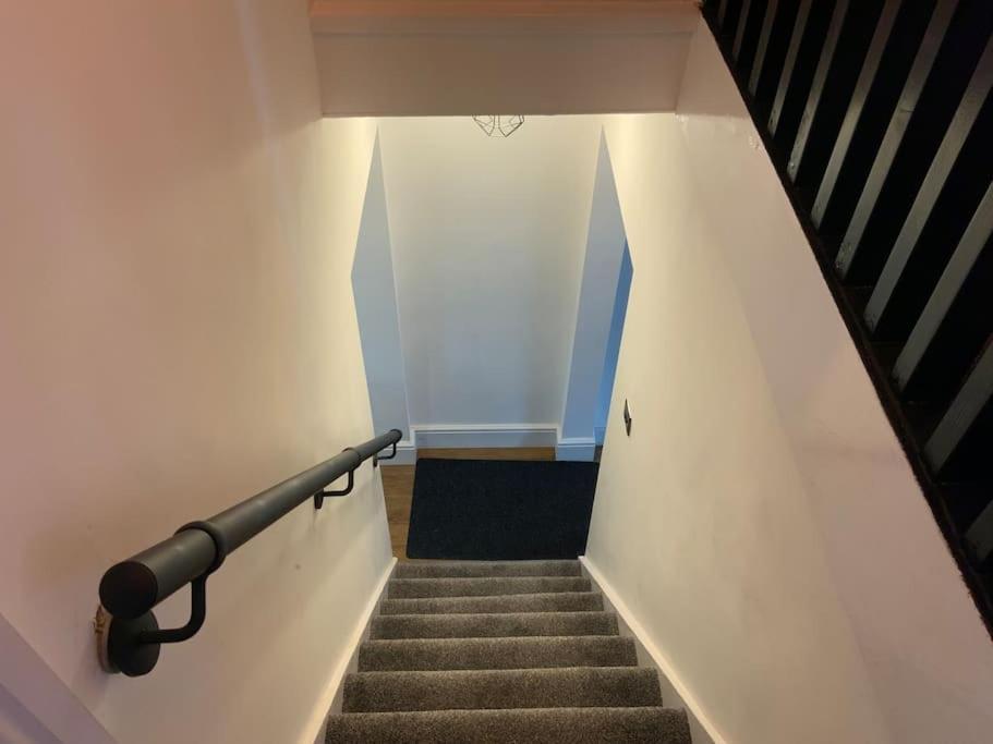 Centrally Located To The City Of Lincoln Exteriér fotografie