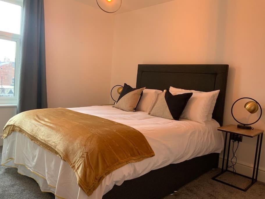 Centrally Located To The City Of Lincoln Exteriér fotografie